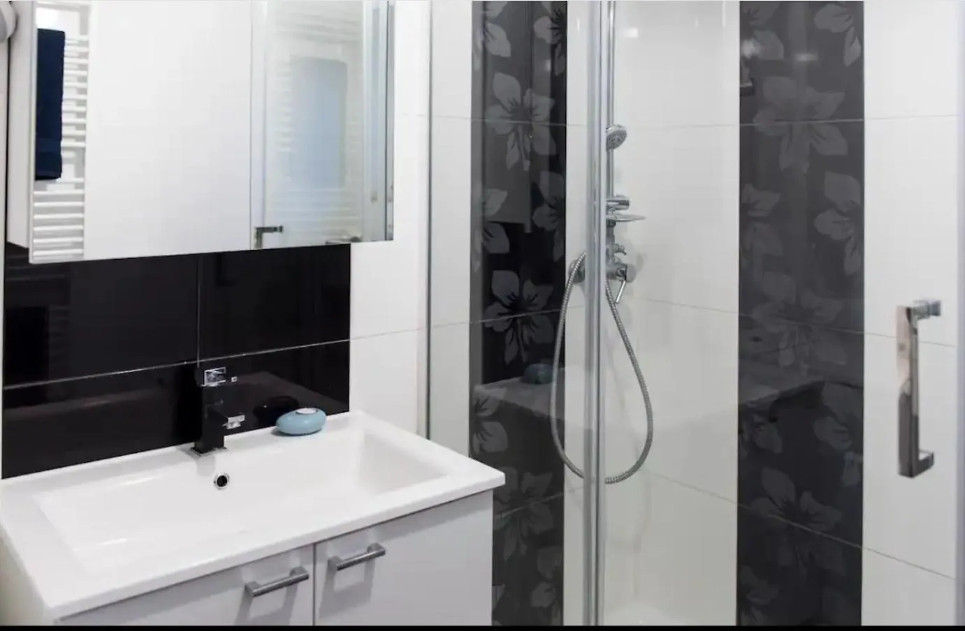 Apartment Nala - Detached House, Walk To Beach Pula Holiday home