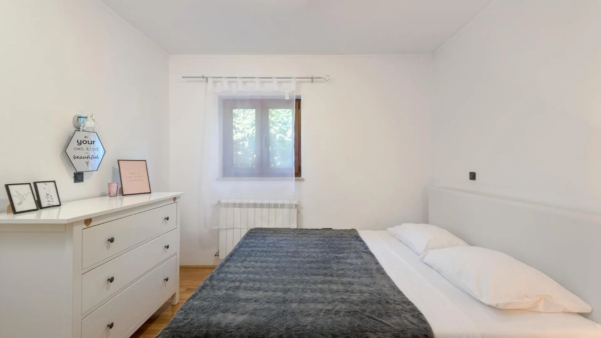 Holiday home Apartment Nala - Detached House, Walk To Beach Pula
